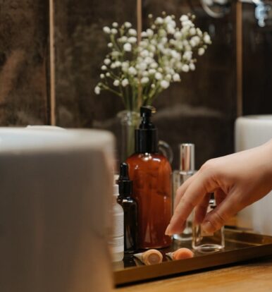 Navigating the World of Essential Oils: Ensuring Quality and Safety